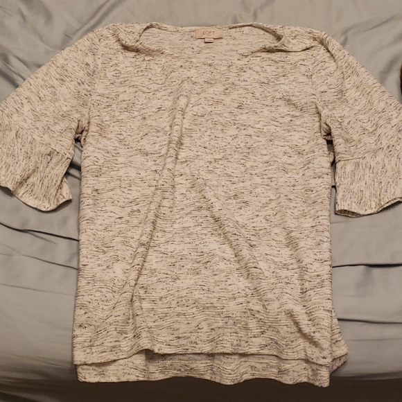 Loft Large long sleev ruffle shirt - Picture 2 of 4